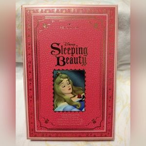 I ❤️ Revolution Sleeping Beauty Eyeshadow Palette